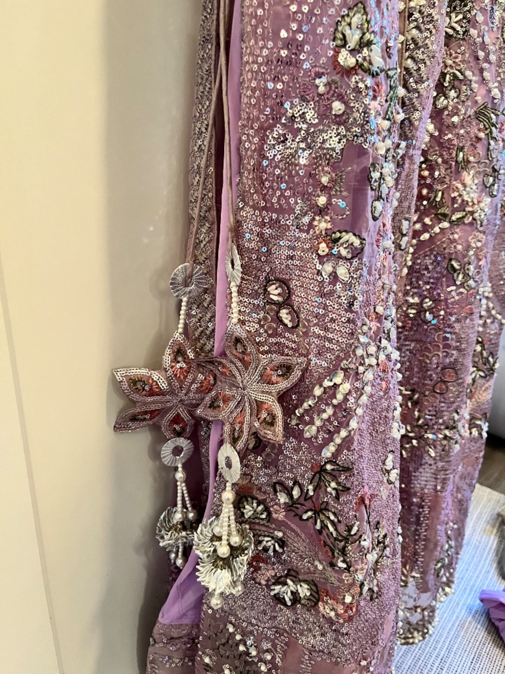 pink purple lilies 4-piece desi dress, pakistani indian dress - Picture 2 of 15
